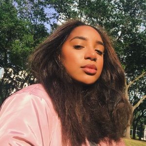 Meet your Posher, Shanequa